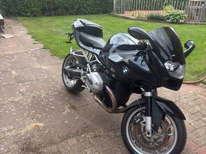 BMW R1200S