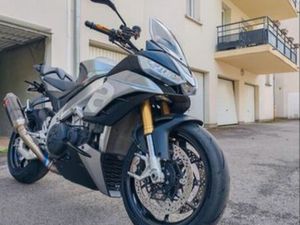 APRILIA TUONO V4 2021
