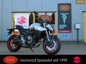 SUZUKI GSX-8 S*GSX 8 S*AKTION