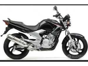 MOTO YAMAHA YBR 250 (2009) 1500