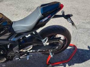 TRIUMPH - STREET TRIPLE 675