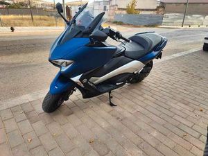 YAMAHA - TMAX DX
