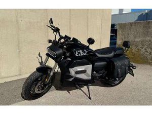 EM8 NEUFAHRZEUG 8KW, ABS, 180KM REICHWEITE,CHOPPER