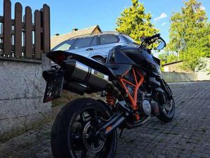 KTM SUPER DUKE 990 R