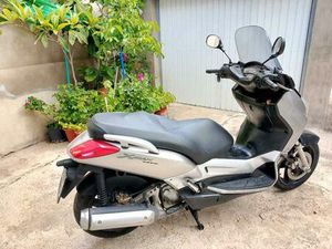 YAMAHA - X MAX