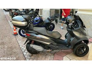 PIAGGIO MP-3