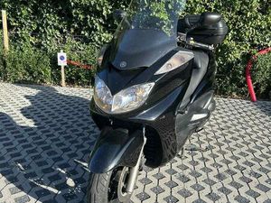 ② YAMAHA MAJESTY 400 2007