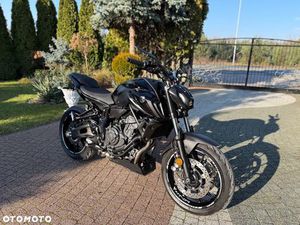 YAMAHA MT