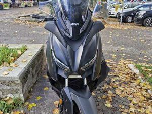 YAMAHA X-MAX 400 IRON MAX ABS NERO
