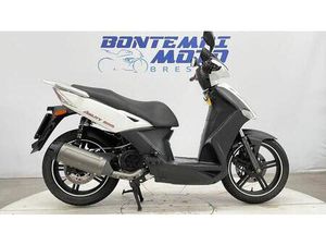 VENDO KYMCO AGILITY 200I R16 (2008 - 16) USATA A CONCESIO (CODICE 9882338) - MOTO.IT