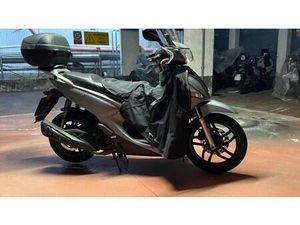 VENDO KYMCO PEOPLE 125I S (2021 - 25) USATA A MILANO (CODICE 9882177) - MOTO.IT