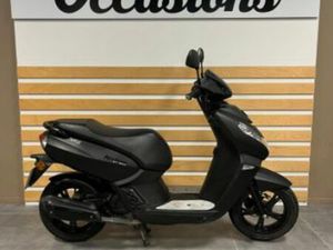 PEUGEOT KISBEE 50 2023 50 CM3 | SCOOTER | 14 662 KM | NOIR | 35400 ST MALO