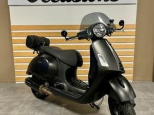 VESPA GTS 300 SUPERSPORT 2019 300 CM3 | SCOOTER | 8 825 KM | NOIR | 35400 ST MALO