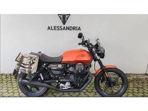 VENDO MOTO GUZZI V7 STONE (2021 - 24) USATA A TORINO (CODICE 9881738) - MOTO.IT