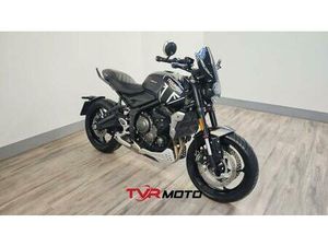 VENDO TRIUMPH TRIDENT 660 (2021 - 24) USATA A FOSSANO (CODICE 9882386) - MOTO.IT