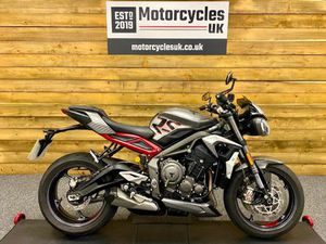 TRIUMPH STREET TRIPLE 765 RS 765 CC