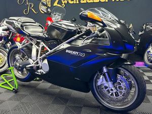 DUCATI 749 DARK EDITION NUR 11.000KM