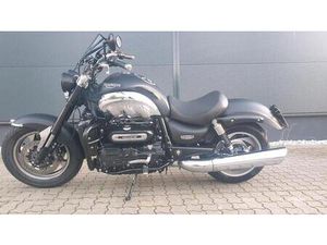 TRIUMPH ROCKET 3 ROADSTER