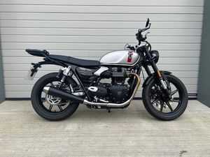 TRIUMPH SPEED TWIN 900 X-RING EURO 5 900 CC