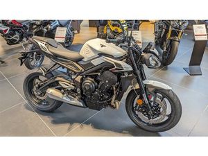 TRIUMPH STREET TRIPLE 765 R