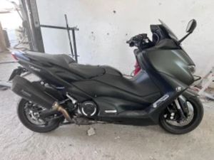YAMAHA T-MAX