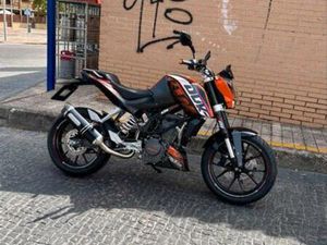 KTM - DUKE