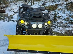 CAN-AM OUTLANDER 6X6