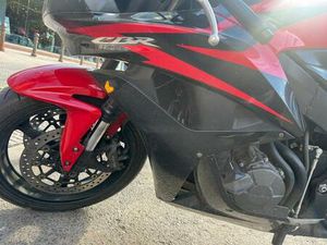 HONDA - CBR 600 RR