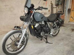 HONDA - VT 500 CUSTOM