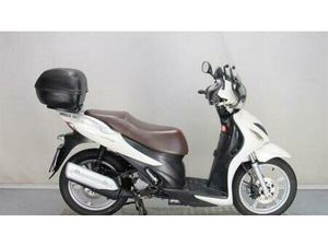 VENDO SUZUKI SIXTEEN 150 (2007 - 14) USATA A PARMA (CODICE 9882118) - MOTO.IT