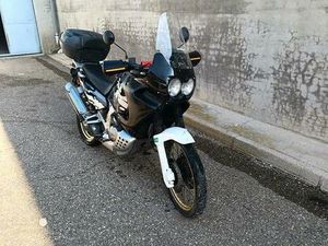 HONDA - ÁFRICA TWIN XRV RD07