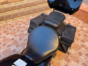 HONDA - SHADOW VT 750