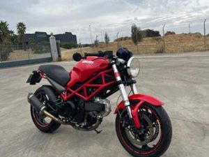 DUCATI - MONSTER 695