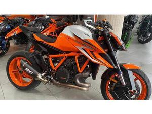 VENDO KTM 1290 SUPER DUKE R (2022 - 23) USATA A CAPUA (CODICE 9881951) - MOTO.IT