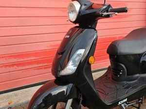 FIDDLE 2. MOOI! MAAR 8000KM EN Z.G.O.H. — SCOOTERS | SYM — MARKTPLAATS