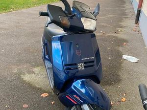 MOPED/ROLLER PEUGEOT SV /50 DEFEKT