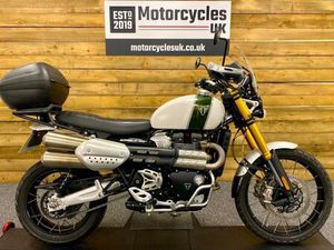 2022 TRIUMPH SCRAMBLER 1200 XE, ONLY 2,599 MILES, FSH, ENGINE BARS, HEATED GRIPS