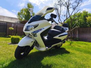 SYM GTS EVO 125 - BARDZO TADNY RUDNIK