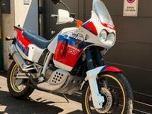 AFRICA TWIN 750 - XRV 750