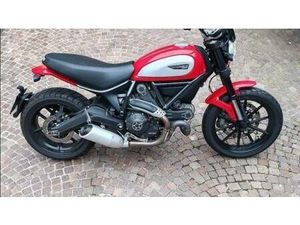 VENDO DUCATI SCRAMBLER 800 ICON (2015 - 16) USATA A MILANO (CODICE 9882189) - MOTO.IT