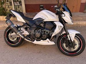 KAWASAKI Z750 EN BON ÉTAT, REPRISE POSSIBLE