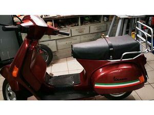 VESPA COSA 200