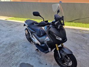 HONDA X - ADV 750 MIRA