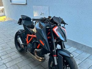 KTM 1290 SUPERDUKE R
