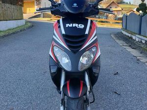 PIAGGIO NRG POWER 50 IM NEUWERTIGEN ZUSTAND