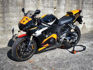 VENDO YAMAHA YZF R6 (2005 - 06) USATA A ROTTOFRENO (CODICE 9881677) - MOTO.IT