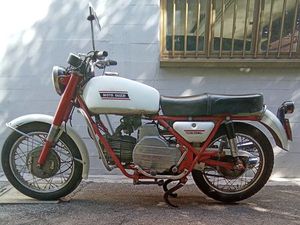 MOTO GUZZI - NUOVO FALCONE - 500 CC - 1971