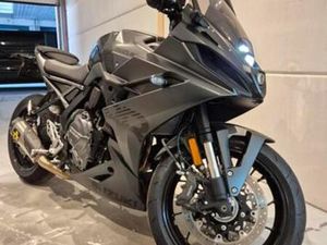 SUZUKI GSX-8R 2024 FULL BLACK — MOTOREN | OVERIGE MERKEN — MARKTPLAATS