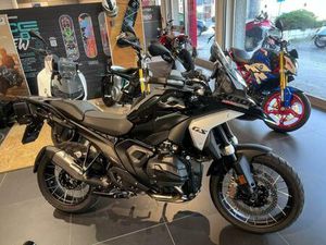 VENDO BMW R 1300 GS (2023 - 25) USATA A GAGLIANICO (CODICE 9882525) - MOTO.IT