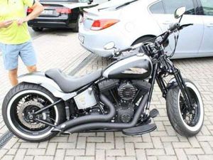 HARLEY-DAVIDSON SOFTAIL